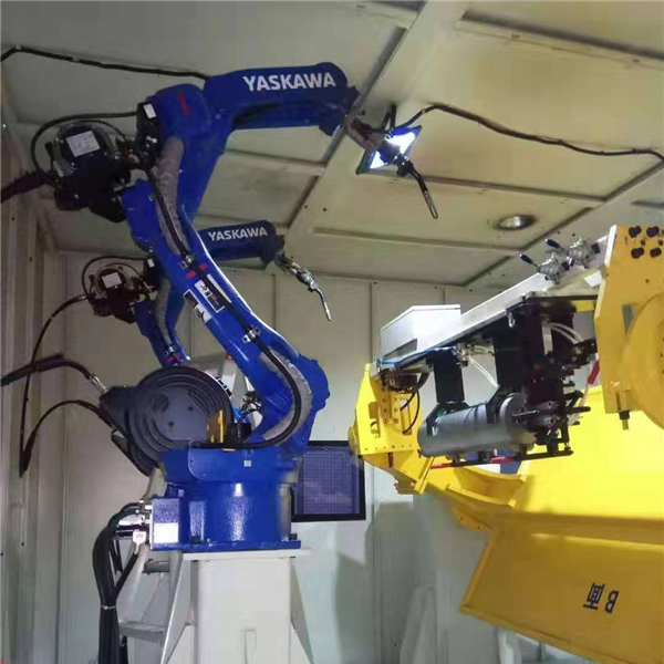 ROBOT WELDING YASKAWA ARC